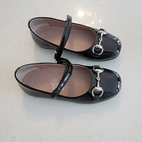 Like new toddler Gucci flats - Picture 3 of 5